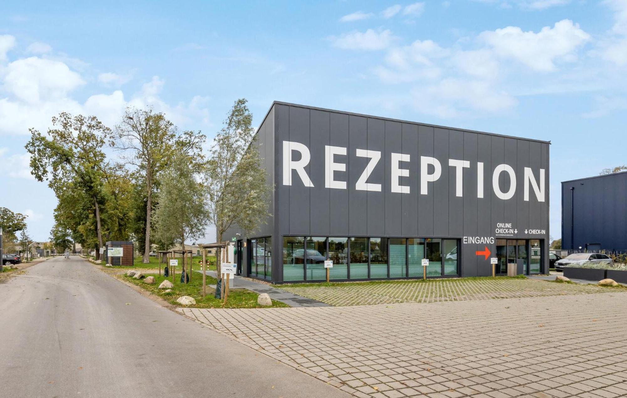 3 Bedroom Stunning Home In Lembruch-Duemmer See Exterior photo